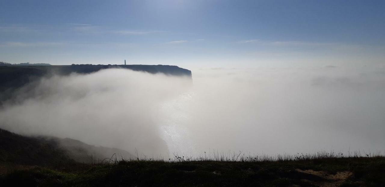 Le Tout A Pied Et Son Parking Prive Étretat Dış mekan fotoğraf